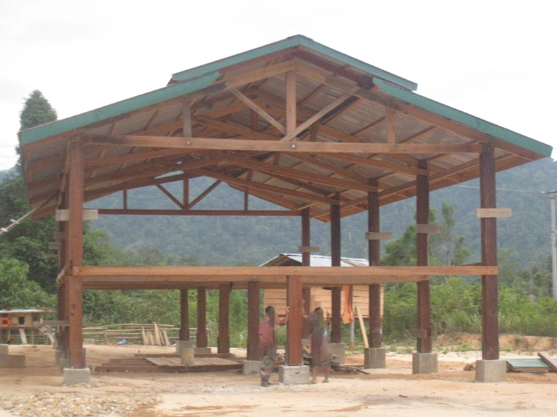 %_tempFileName5%20New%20church%20posts%20and%20roof%